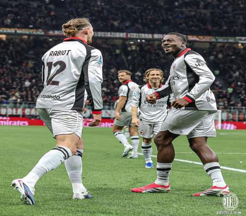 泰勒,斯威夫特伯,纳乌演唱会,世界杯直播,2026世界杯,赛事直播,实时更新,赛事分析