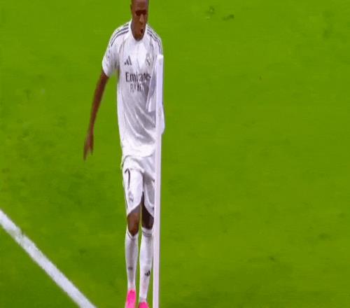 夜幕降临,沙特甲巅峰,对决揭秘,世界杯直播,2026世界杯,赛事直播,实时更新,赛事分析