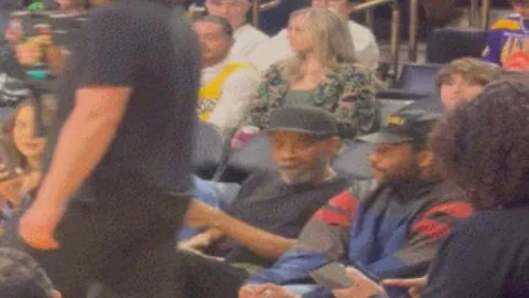 夜幕降临，沙特甲巅峰对决揭秘：数据风向标明确，夺冠之势指日可待！