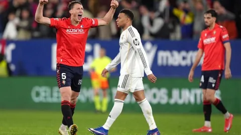 周六008英甲赛事分析：布莱克浦对决伯顿专家推荐